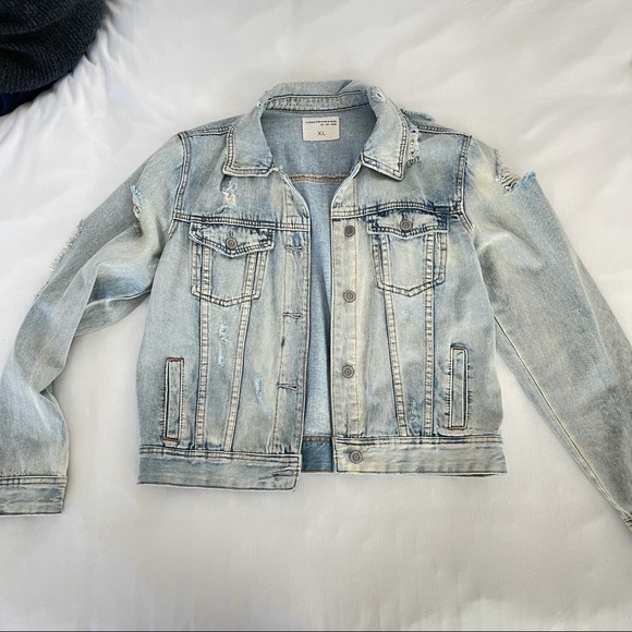 denim jacket - Picture 2 of 4